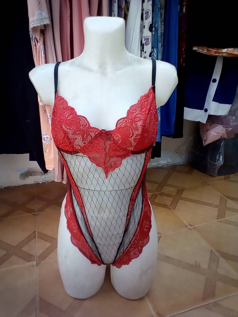 سلوبيت. سعر